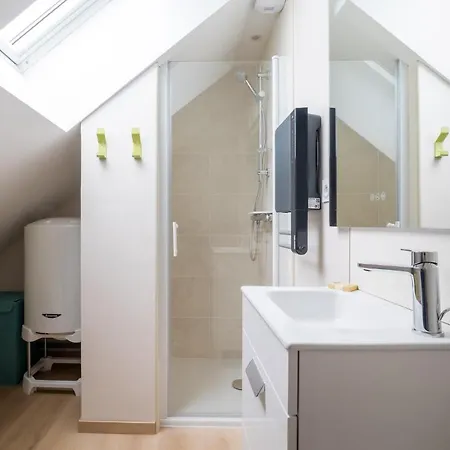 Le Chant Des Mesanges アパート