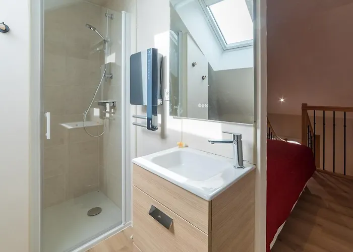 Le Chant Des Mesanges Apartment *